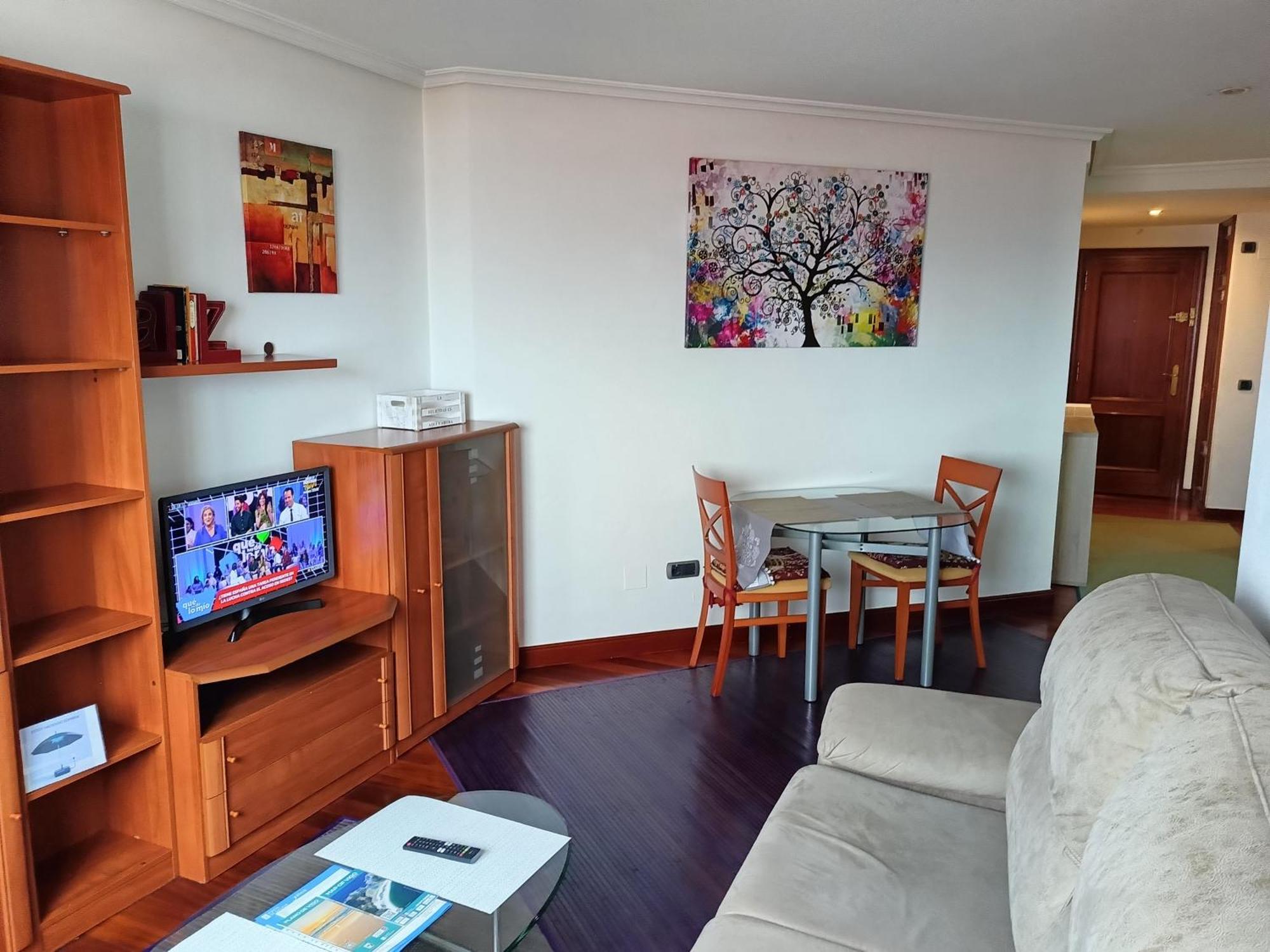 Centrico Con Garaje Apartment